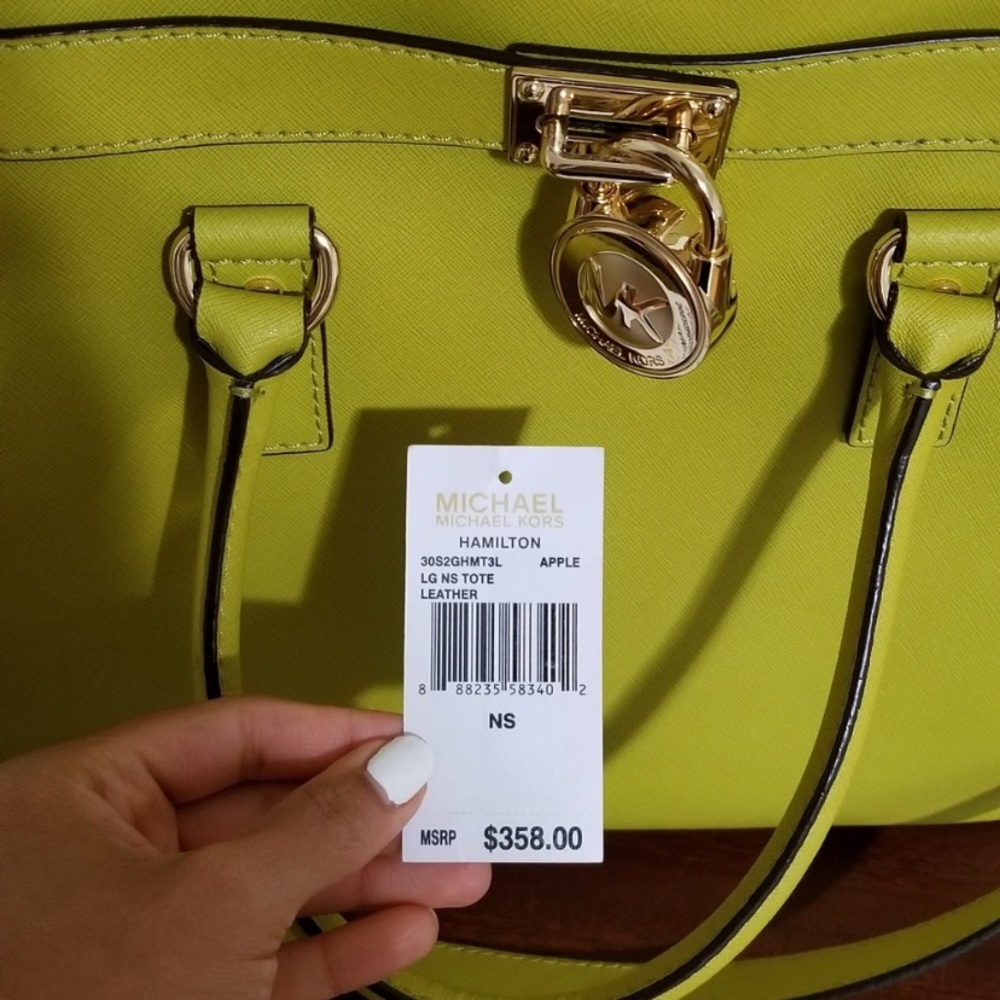 Michael Kors Hamilton Saffiano Large Satchel - Picture 5 of 6